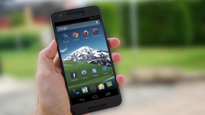 mobile-phone-1572901_1280