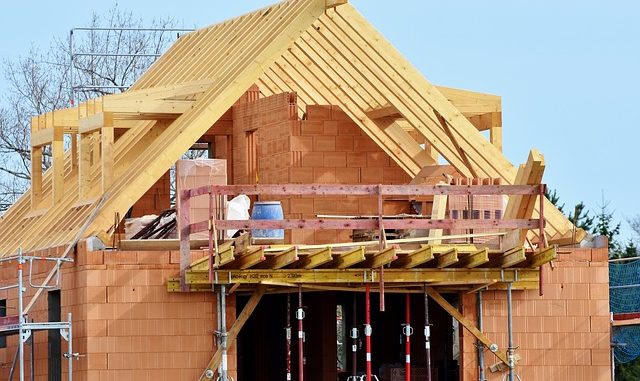 house-construction-3370969_640