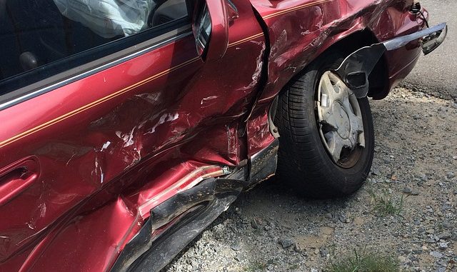 car-accident-1660670_640 (1)