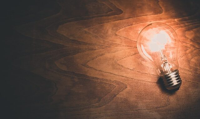 light-bulb-1246043_640